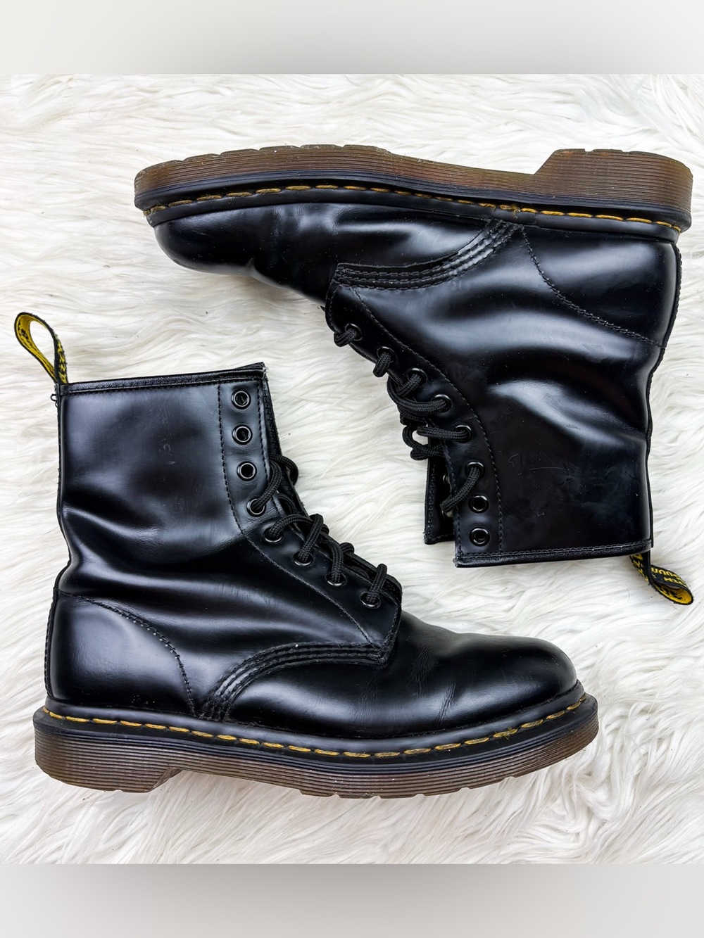 Dr. Martens 1460 Lace Up Shiny Smooth Leather Combat Moto Boot Black Womens 7